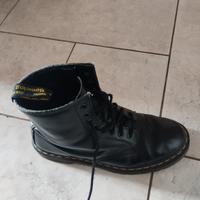 anfi DR Martens