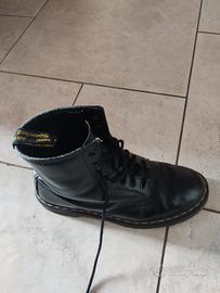 anfi DR Martens