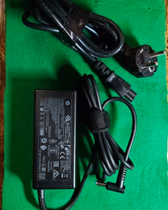 Alimentatore HP 65W. 19.5 V. mod.PPP019L-S