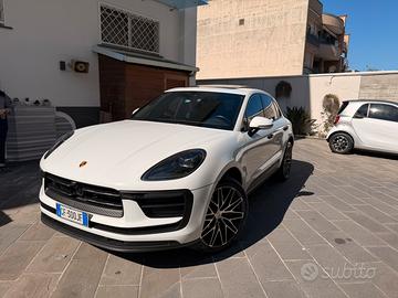 Porsche macan 2.0 265 cv t my22