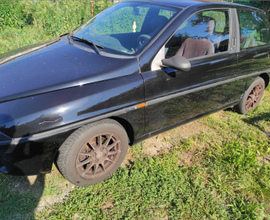 Lancia y 1998
