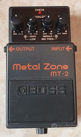 Distorsore Boss Metal Zone MT2