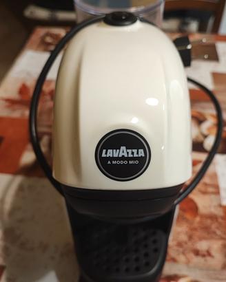 Lavazza A Modo Mio LM800