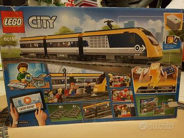 Treno Lego City 60197 con telecomando