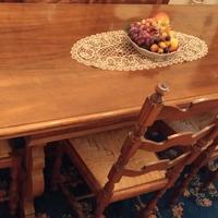 Sala da pranzo il legno massiccio - in stile