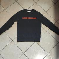Maglione a maniche lunghe Calvin Klein Jeans.
