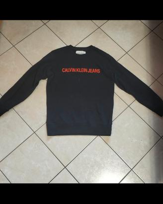Maglione a maniche lunghe Calvin Klein Jeans.

