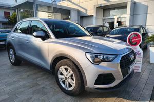AUDI Q3 35 TDI S tronic Business