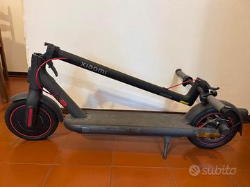 Monopattino Xiaomi Electric Scooter 4 Pro