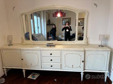 Tavolo, buffet e angoliera shabby