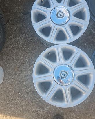 Cerchi in lega lancia y 15