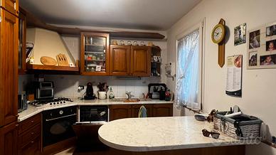 Cucina legno massiccio