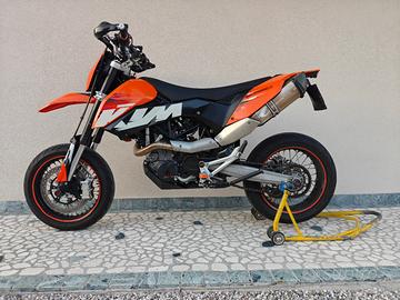 KTM 690 SMC