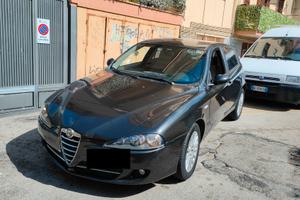 Alfa Romeo 147 1.9 JTDm 150cv Distinctive