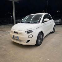 Fiat 500 500e Berlina 42 kWh Icon