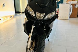 Aprilia srv 850 i.e