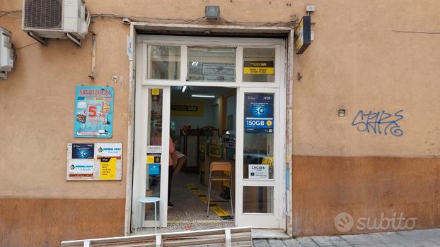 Via Carmine - Locale di 54 Mq