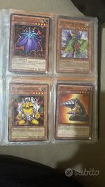 Collezione  completa carte yu gi-oh + deckbox