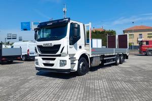 Iveco stralis 330 e6 trasporto macchine operatrici