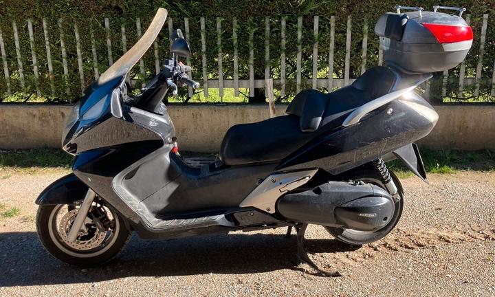 Honda Silver Wing 500