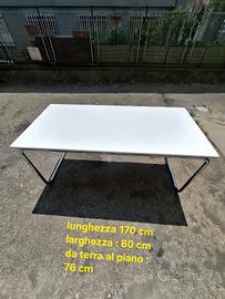 tavolo scrivania con mobiletto sotto 