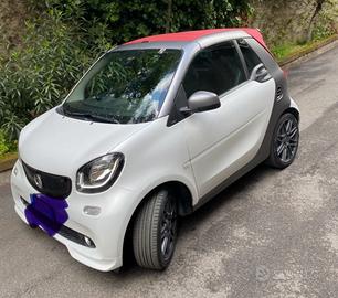 Smart cabrio allestimento brabus