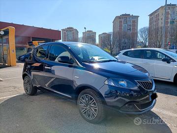 Lancia Ypsilon eco chic mild Hybrid