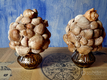 Soprammobile con conchiglie