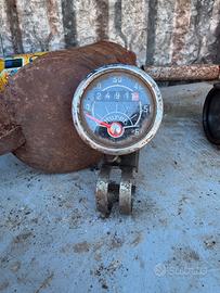 contachilometri analogico vintage per moto hurett