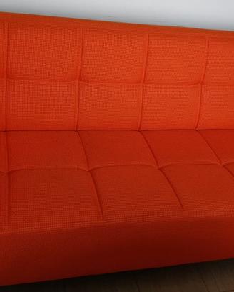 Divano letto moderno  arancione con funzione click