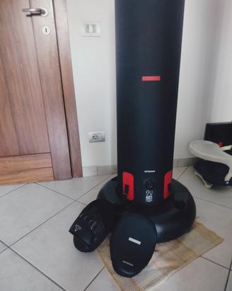 Boxe- cuscinetti allenamenti e sacco da terra