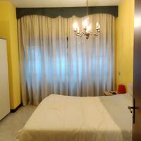 Nomentana - camere per ragazze lavoratrici 2 bagni