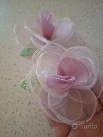 Set 2 fiori rosa romantici in organza