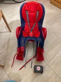 Seggiolino posteriore bicicletta per bambini.