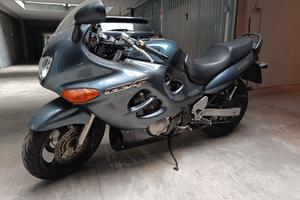 Suzuki GSX 750 F