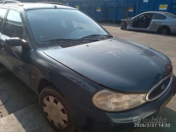 FORD MONDEO 1.8 TD 1998 RKB  PER RICAMBI