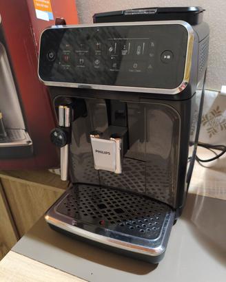 PHILIPSSeries 3300 Macchina caffe automatica