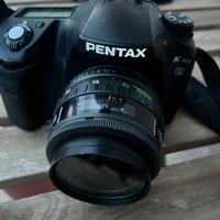 Macchina fotografica + accessori