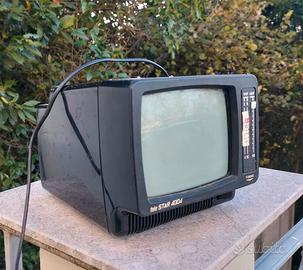 PICCOLO TV BIANCO E NERO