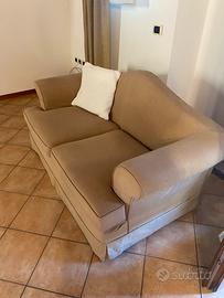 Divani 2 posti 5