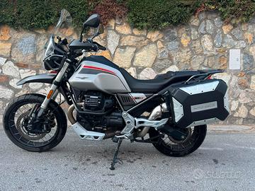 Moto Guzzi V85TT - 2022