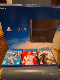 PS4 500 GB + 3 GIOCHI