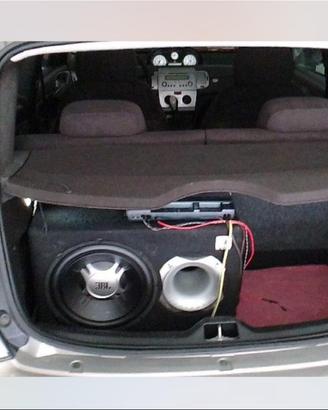 Subwoofer jbl per auto
