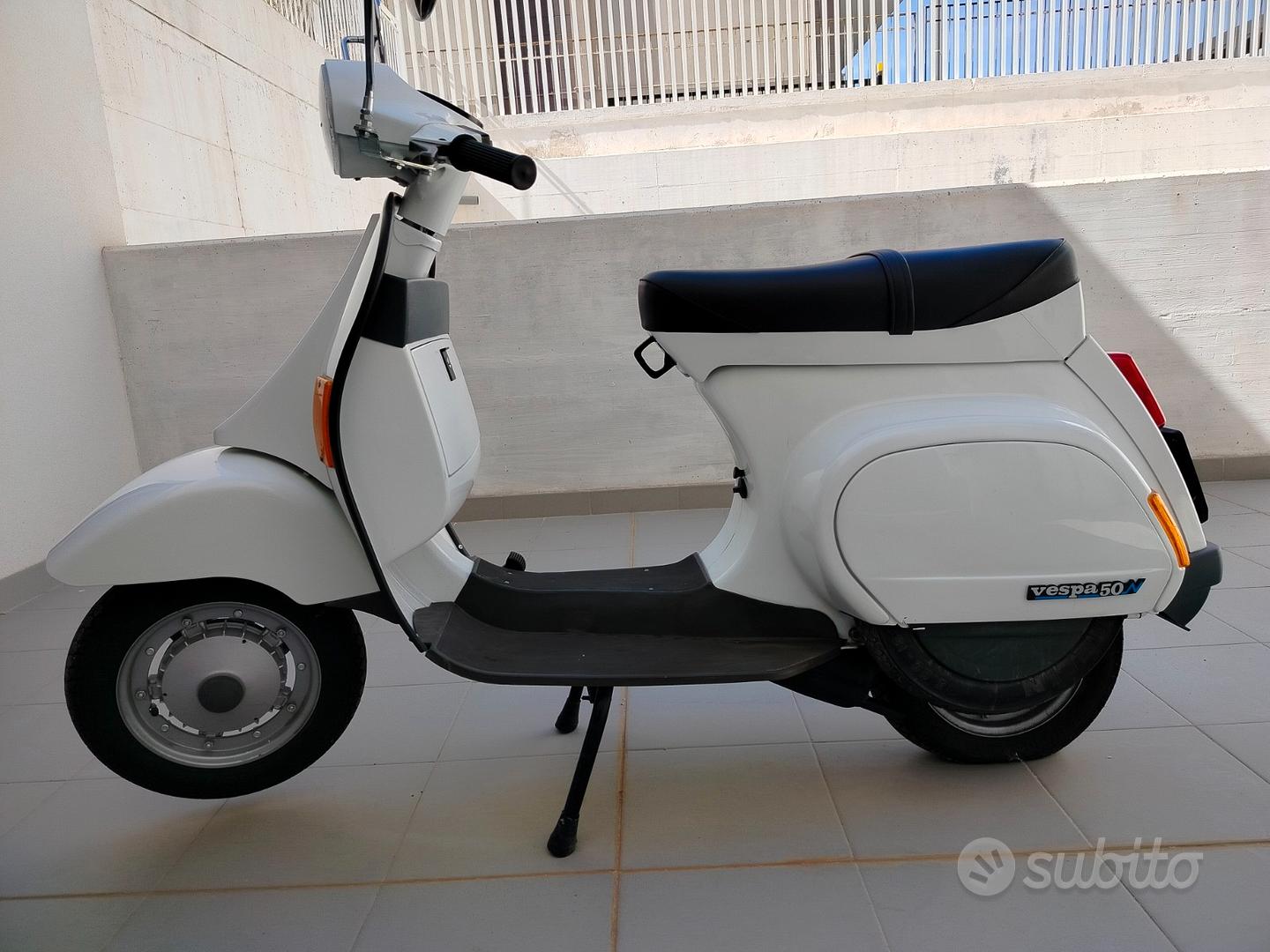 Vespa Scooter Vespa Faro Basso Elaborata Piaggio Vespa Vespa Pk 50
