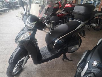 Honda SH 300 abs 2018 Permute garanzia finanziamen