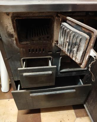 Cucina a legna incasso