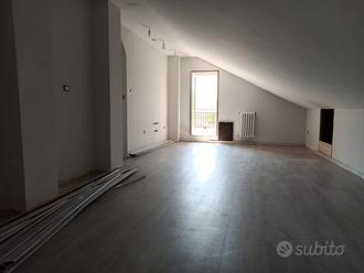 Mansarda con terrazzo