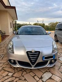 Alfa Romeo Giulietta  Jtd 1.6  105 cv