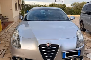 Alfa Romeo Giulietta  Jtd 1.6  105 cv