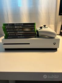 Xbox One S Bianca 500 gb + controller + 6 giochi